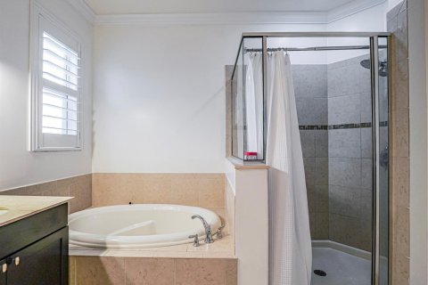 Villa ou maison à vendre à Port St. Lucie, Floride: 4 chambres, 238.76 m2 № 2397823 - photo 18