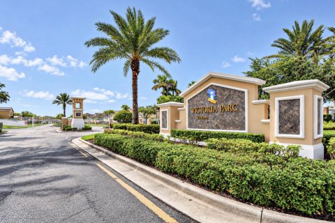Villa ou maison à vendre à Port St. Lucie, Floride: 4 chambres, 238.76 m2 № 2397823 - photo 2