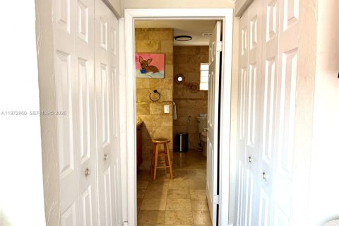 Купить виллу или дом в Майами, Флорида 4 спальни, 147.25м2, № 2033078 - фото 25