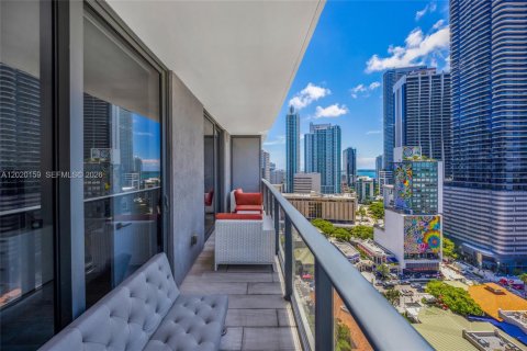 Condo in Miami, Florida, 1 bedroom  № 2179394 - photo 13