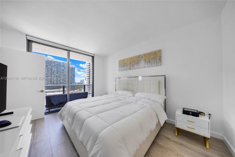 Condo in Miami, Florida, 1 bedroom  № 2179394 - photo 18