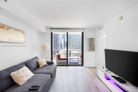 Condo in Miami, Florida, 1 bedroom  № 2179394 - photo 9