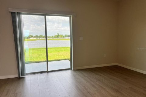 Touwnhouse à louer à Lakewood Ranch, Floride: 3 chambres, 136.01 m2 № 2167188 - photo 14