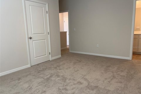 Touwnhouse à louer à Lakewood Ranch, Floride: 3 chambres, 136.01 m2 № 2167188 - photo 6