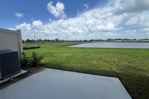 Touwnhouse à louer à Lakewood Ranch, Floride: 3 chambres, 136.01 m2 № 2167188 - photo 16