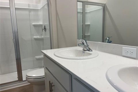 Touwnhouse à louer à Lakewood Ranch, Floride: 3 chambres, 136.01 m2 № 2167188 - photo 9