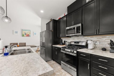 Casa en venta en Okahumpka, Florida, 3 dormitorios, 149.02 m2 № 2421645 - foto 10
