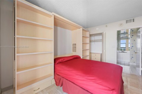 Condominio en venta en Aventura, Florida, 2 dormitorios, 93.92 m2 № 1874639 - foto 15