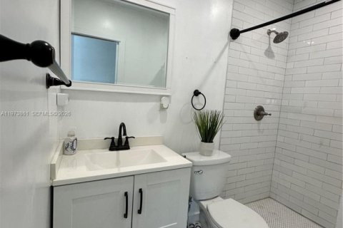 Casa en venta en Miami, Florida, 3 dormitorios, 102.19 m2 № 2041362 - foto 20