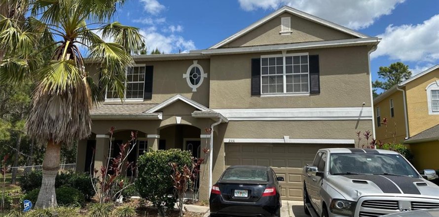 House in Orlando, Florida 5 bedrooms, 255.02 sq.m. № 1651067