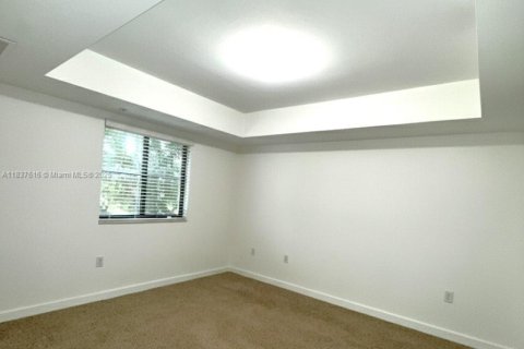 Condominio en venta en Cutler Bay, Florida, 3 dormitorios, 95.88 m2 № 1840800 - foto 15