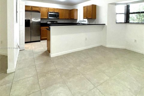 Condominio en venta en Cutler Bay, Florida, 3 dormitorios, 95.88 m2 № 1840800 - foto 7