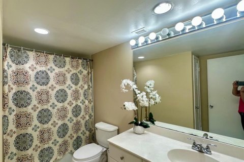 Condo in Sunny Isles Beach, Florida, 1 bedroom  № 2076767 - photo 9
