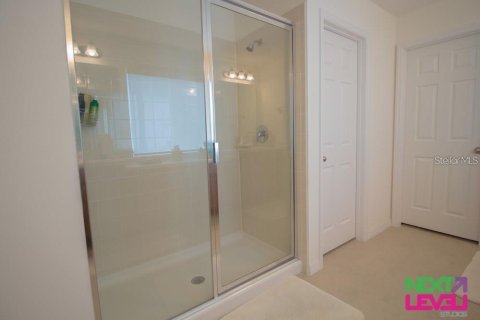Villa ou maison à louer à Kissimmee, Floride: 4 chambres, 245.73 m2 № 2165973 - photo 25