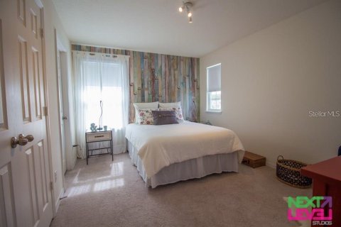 Villa ou maison à louer à Kissimmee, Floride: 4 chambres, 245.73 m2 № 2165973 - photo 16