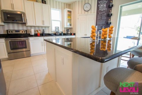 Villa ou maison à louer à Kissimmee, Floride: 4 chambres, 245.73 m2 № 2165973 - photo 8