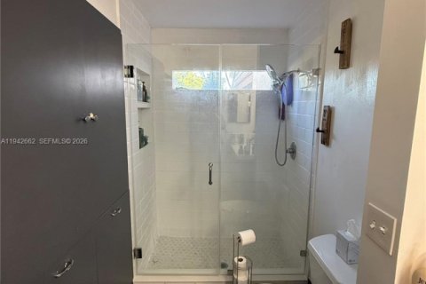 Touwnhouse à vendre à Tamarac, Floride: 2 chambres, 111.58 m2 № 2000100 - photo 13