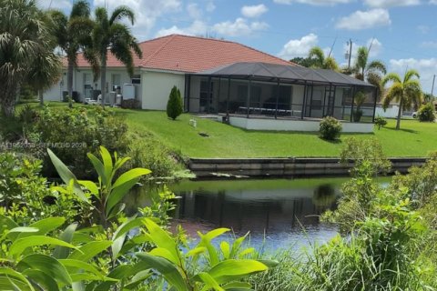 Terreno en Cape Coral, Florida № 2080882