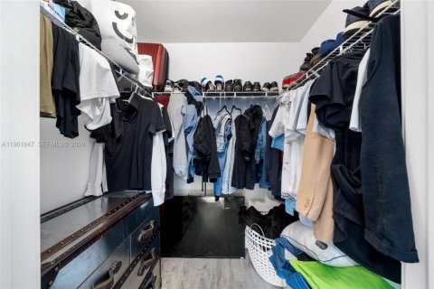 Condominio en venta en Miami, Florida, 2 dormitorios, 94.02 m2 № 2029078 - foto 14