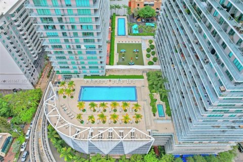 Condominio en venta en Miami, Florida, 2 dormitorios, 94.02 m2 № 2029078 - foto 24
