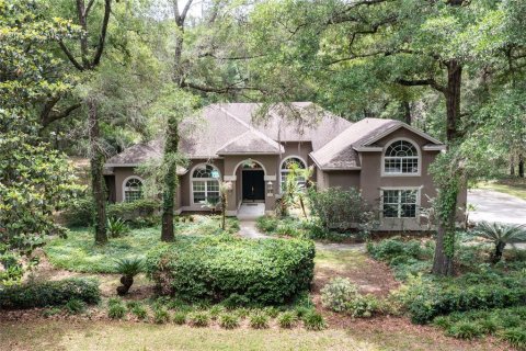 Villa ou maison à Gainesville, Floride 5 chambres, 358.05 m2 № 2226805