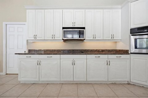 Villa ou maison à vendre à Gainesville, Floride: 5 chambres, 358.05 m2 № 2226805 - photo 8