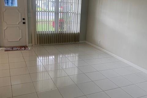 Casa en venta en Plantation, Florida, 2 dormitorios, 103.49 m2 № 1993893 - foto 5