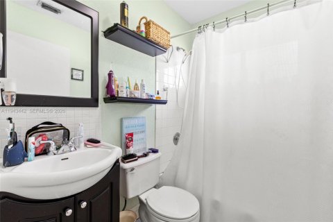 Купить виллу или дом в Майами, Флорида 3 спальни, 123.56м2, № 2000213 - фото 16