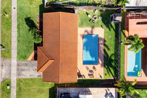 Купить виллу или дом в Майами, Флорида 3 спальни, 123.56м2, № 2000213 - фото 6