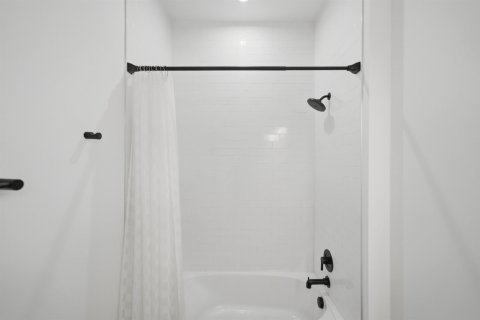 Villa ou maison à vendre à Port St. Lucie, Floride: 3 chambres, 190.73 m2 № 2383015 - photo 16