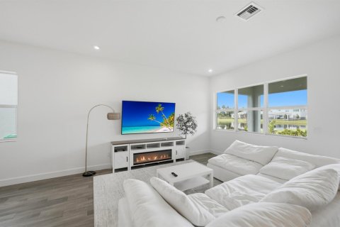 Villa ou maison à vendre à Port St. Lucie, Floride: 3 chambres, 190.73 m2 № 2383015 - photo 20