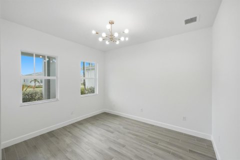 Villa ou maison à vendre à Port St. Lucie, Floride: 3 chambres, 190.73 m2 № 2383015 - photo 11