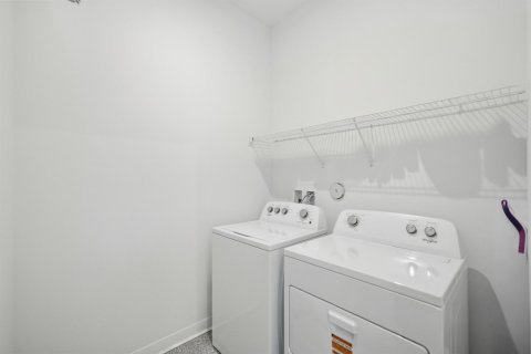 Villa ou maison à vendre à Port St. Lucie, Floride: 3 chambres, 190.73 m2 № 2383015 - photo 12