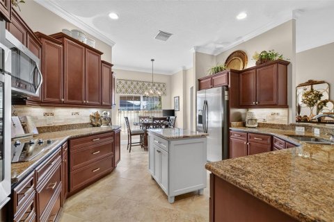 Casa en venta en The Villages, Florida, 3 dormitorios, 189.06 m2 № 2420454 - foto 10