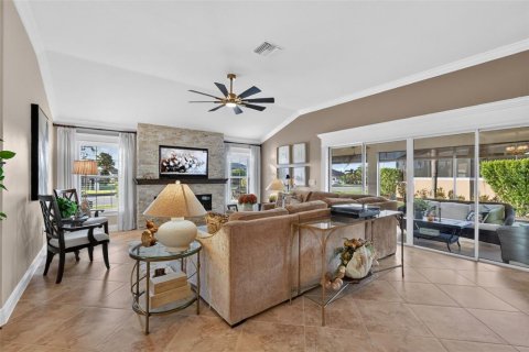 Casa en venta en The Villages, Florida, 3 dormitorios, 189.06 m2 № 2420454 - foto 18