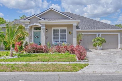 House in Kissimmee, Florida 4 bedrooms, 198.16 sq.m. № 1630718 - photo 1