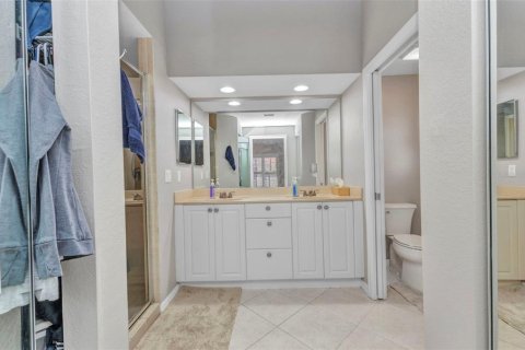 Townhouse in Punta Gorda, Florida 3 bedrooms, 134.8 sq.m. № 1673938 - photo 17