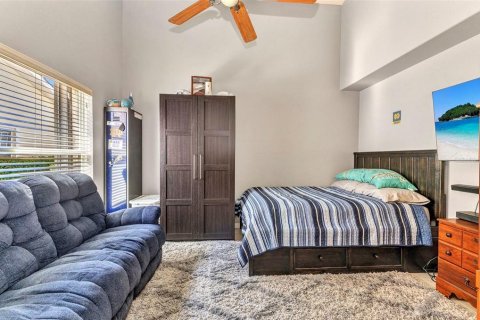 Townhouse in Punta Gorda, Florida 3 bedrooms, 134.8 sq.m. № 1673938 - photo 20