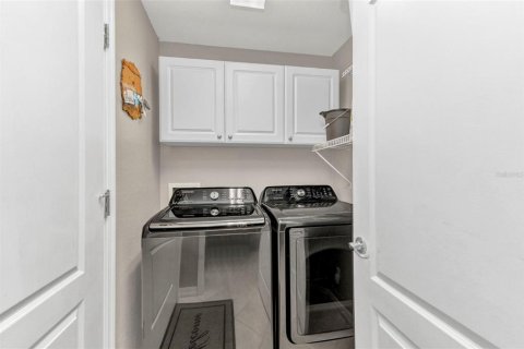 Townhouse in Punta Gorda, Florida 3 bedrooms, 134.8 sq.m. № 1673938 - photo 25