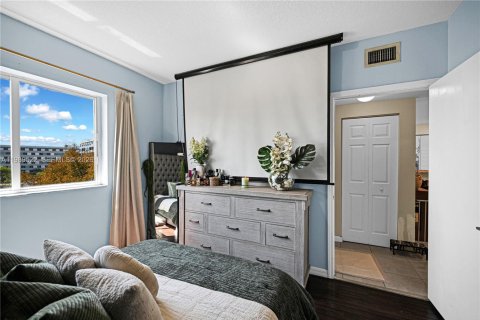 Copropriété à vendre à Cutler Bay, Floride: 2 chambres, 75.16 m2 № 2057746 - photo 12