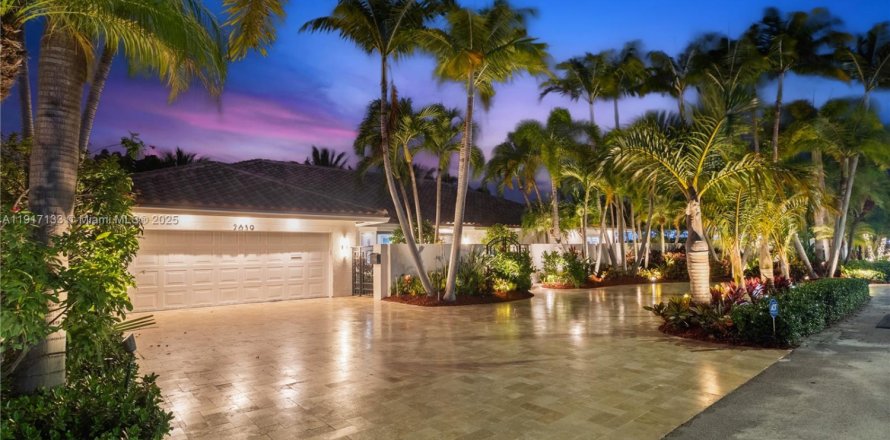 Villa ou maison à Fort Lauderdale, Floride 4 chambres, 302.95 m2 № 1976070