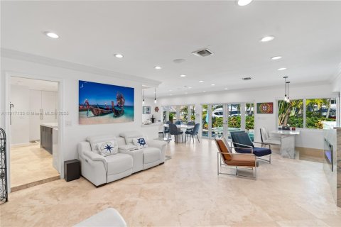 Villa ou maison à vendre à Fort Lauderdale, Floride: 4 chambres, 302.95 m2 № 1976070 - photo 18