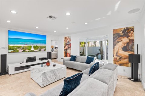 Villa ou maison à vendre à Fort Lauderdale, Floride: 4 chambres, 302.95 m2 № 1976070 - photo 11