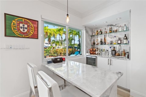 Villa ou maison à vendre à Fort Lauderdale, Floride: 4 chambres, 302.95 m2 № 1976070 - photo 21
