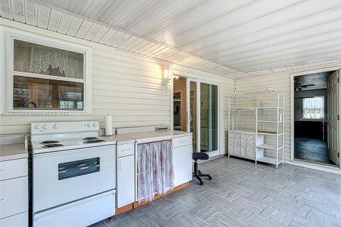 Купить виллу или дом в Лейк-Уэльс, Флорида 3 комнаты, 112.97м2, № 1871453 - фото 28