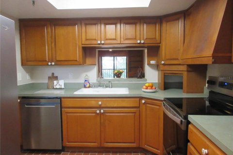 Condo in Tampa, Florida, 2 bedrooms  № 2209876 - photo 5