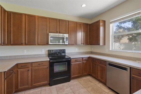 House in Mount Dora, Florida 4 bedrooms, 222.41 sq.m. № 1823361 - photo 12