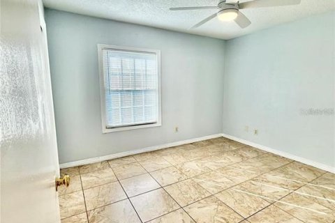 Copropriété à louer à Casselberry, Floride: 2 chambres, 82.78 m2 № 2410394 - photo 8
