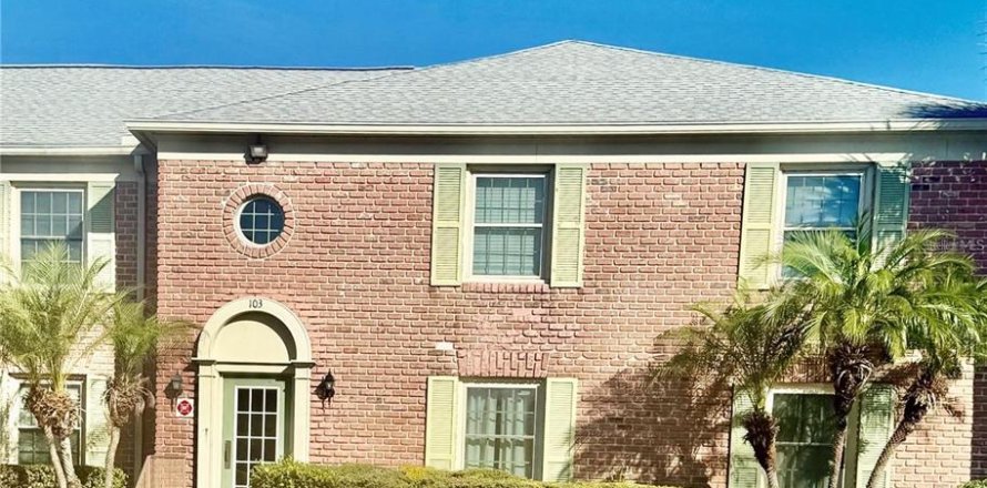 Condo à Casselberry, Floride, 2 chambres  № 2410394