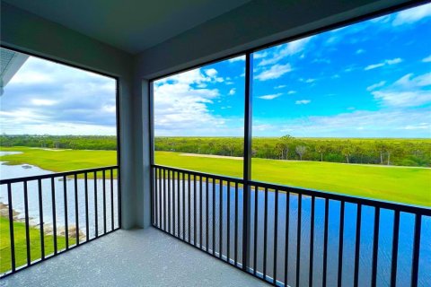 Condo in Punta Gorda, Florida, 2 bedrooms  № 2393496 - photo 4